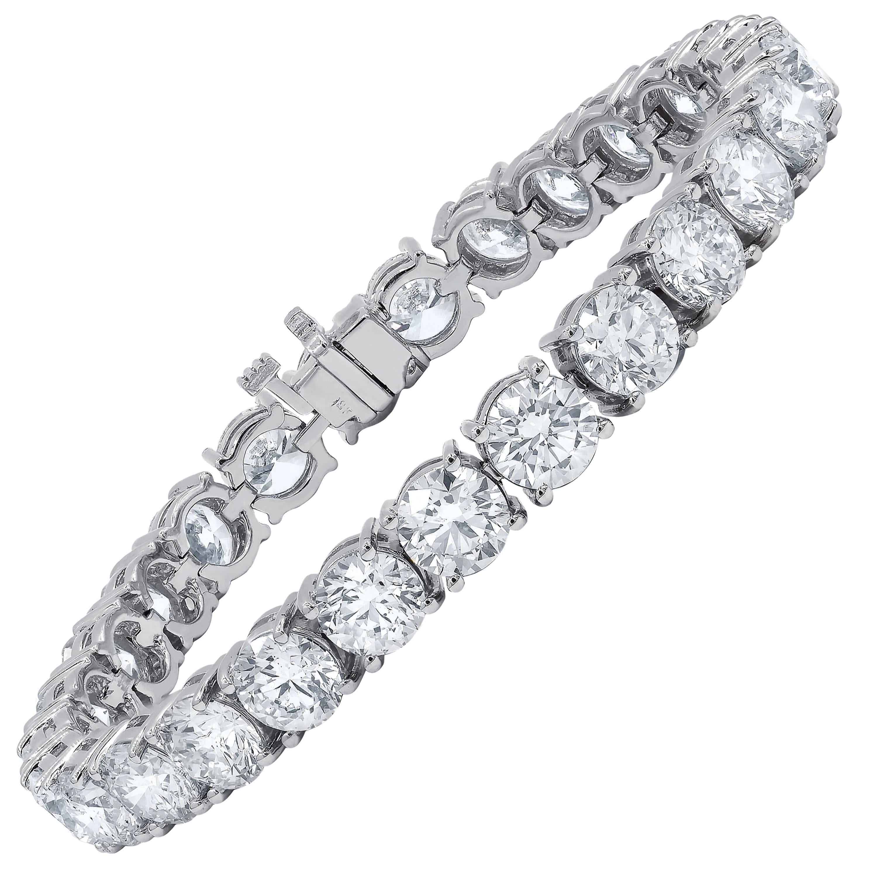 Diana M. 27.87 Carat Tennis Bracelet, 1 Carat Each Stone For Sale at  1stDibs | 1 carat diamond bracelet price, 1 carat diamond tennis bracelet, one  carat diamond bracelet