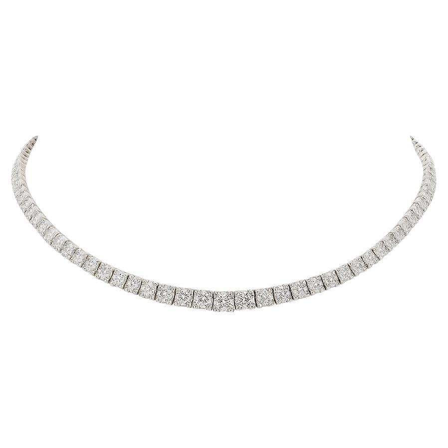 Collier de tennis 27,87 ct taille princesse