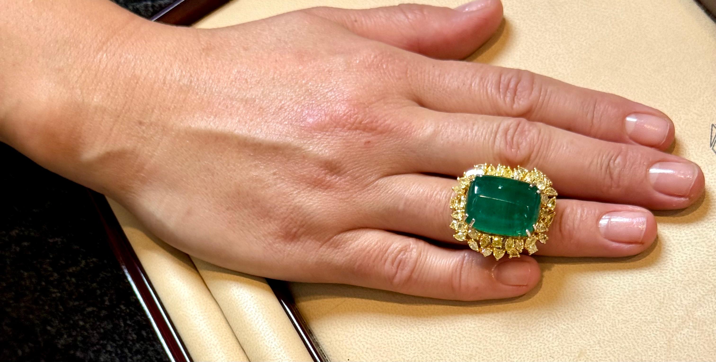 27.89 Ct Natural Colombian Emerald Cabochon & 5.73 Ct Yellow Diamond Ring 18 Kt For Sale 13