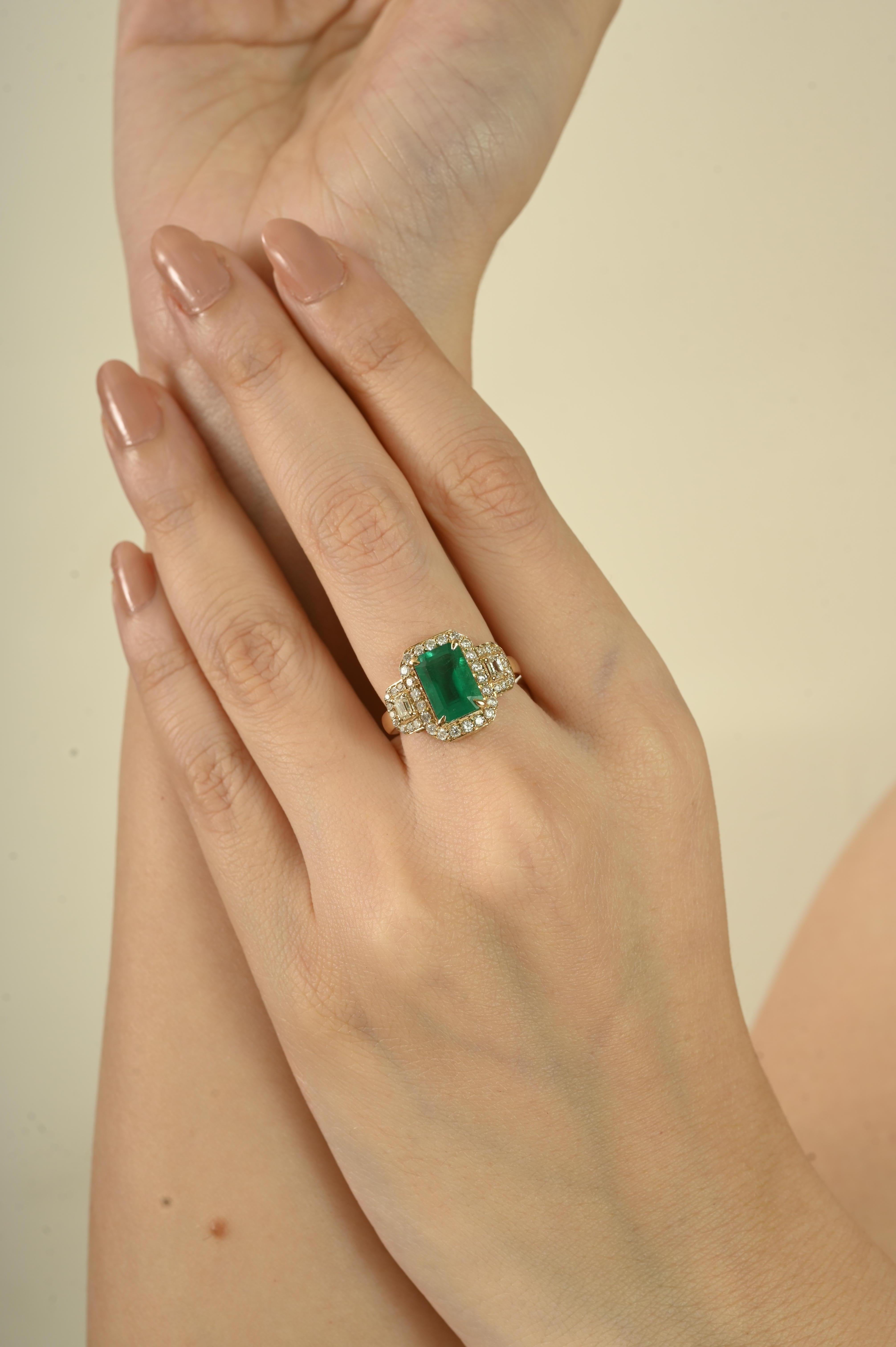 For Sale:  2.78Ct Octagon Cut Emerald Cocktail Ring with Halo Diamonds in 14K Yellow Gold 4