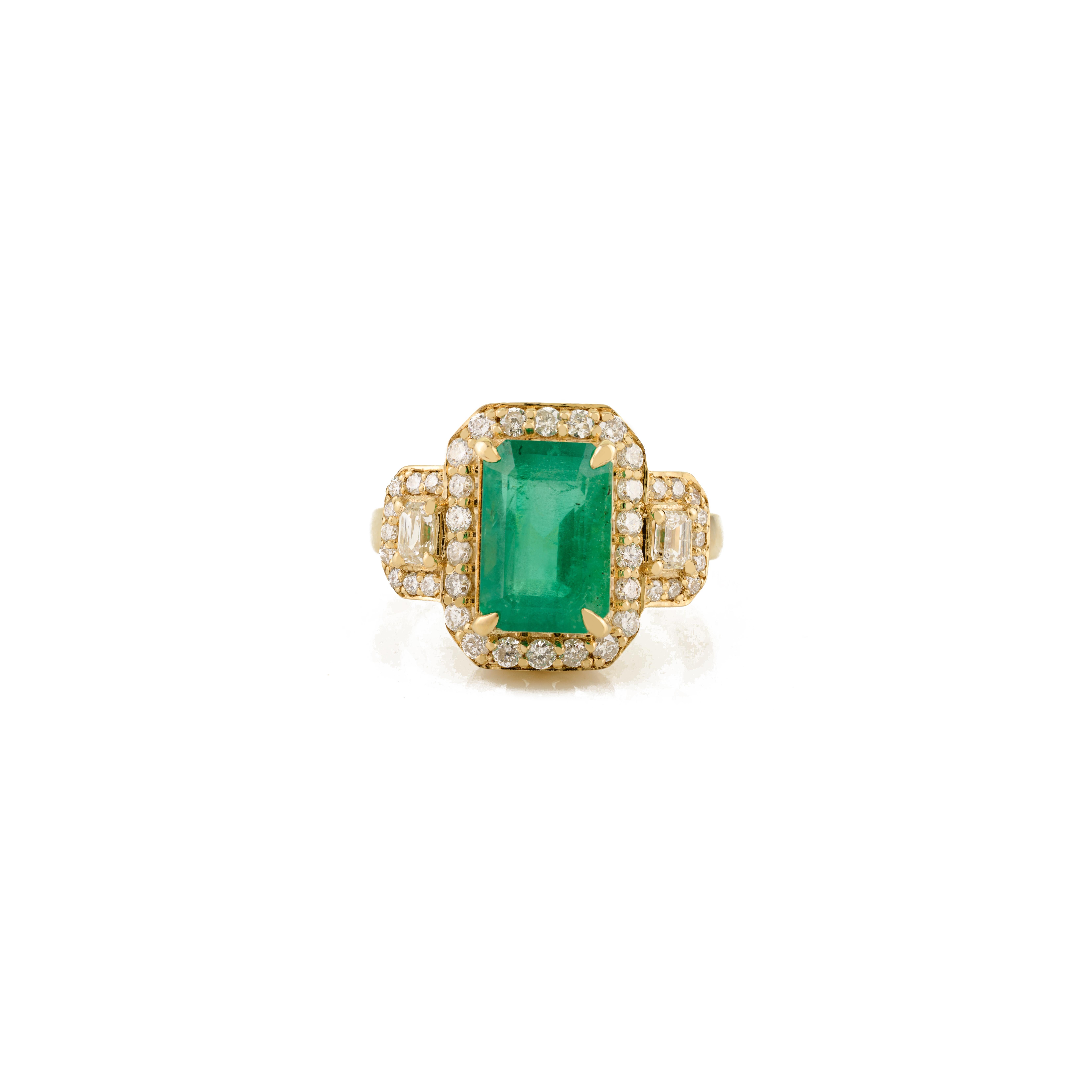 For Sale:  2.78Ct Octagon Cut Emerald Cocktail Ring with Halo Diamonds in 14K Yellow Gold 9