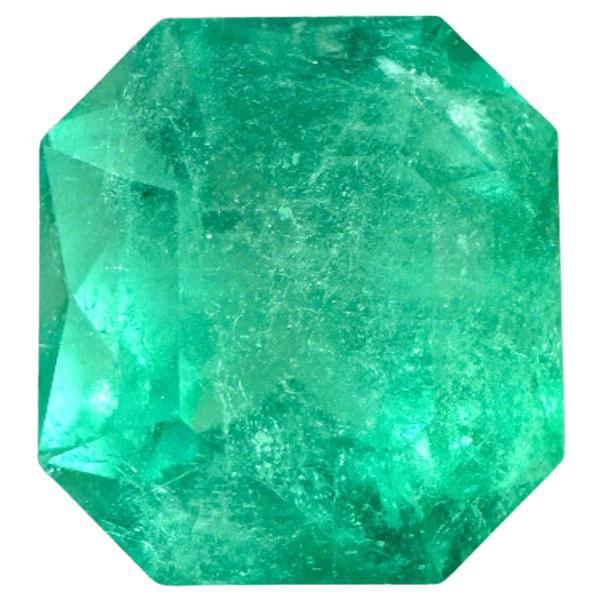 Émeraude colombienne vert jauneâtre de 2,78 carats, taille Asscher, 8,5 x 7,9 mm