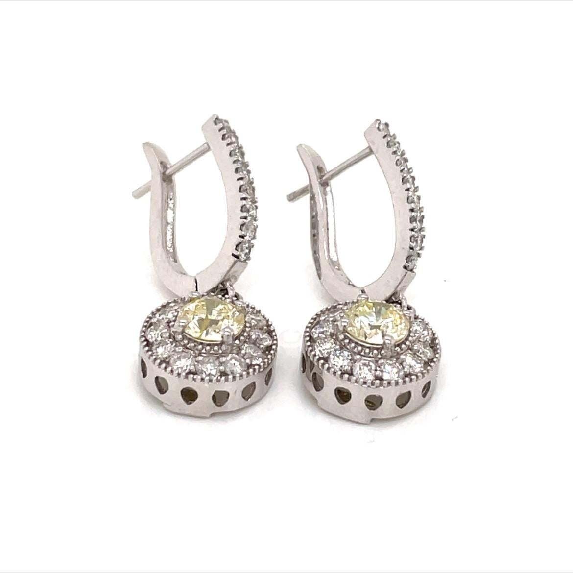 Contemporary 2.78tcw Yellow and White Diamond Dangle Earrings For Sale