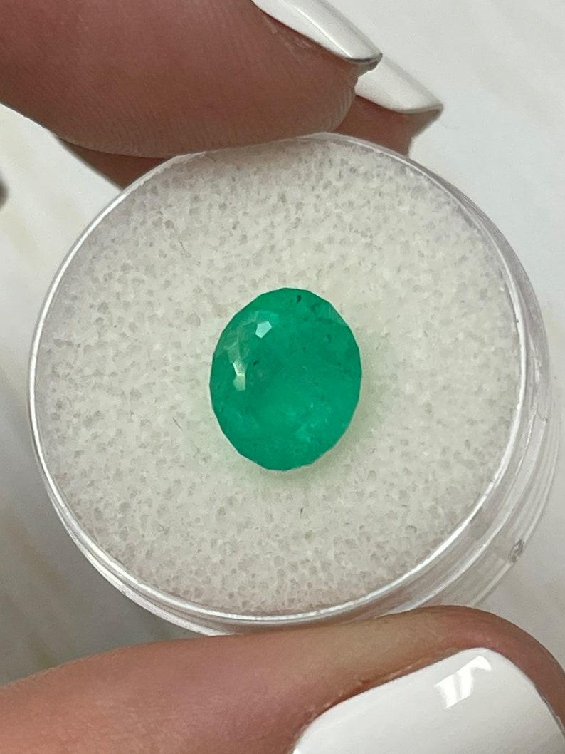 Modern 2.79 Carat Medium Green Colombian Emerald Oval Cut - May Birthstone Gem For Sale