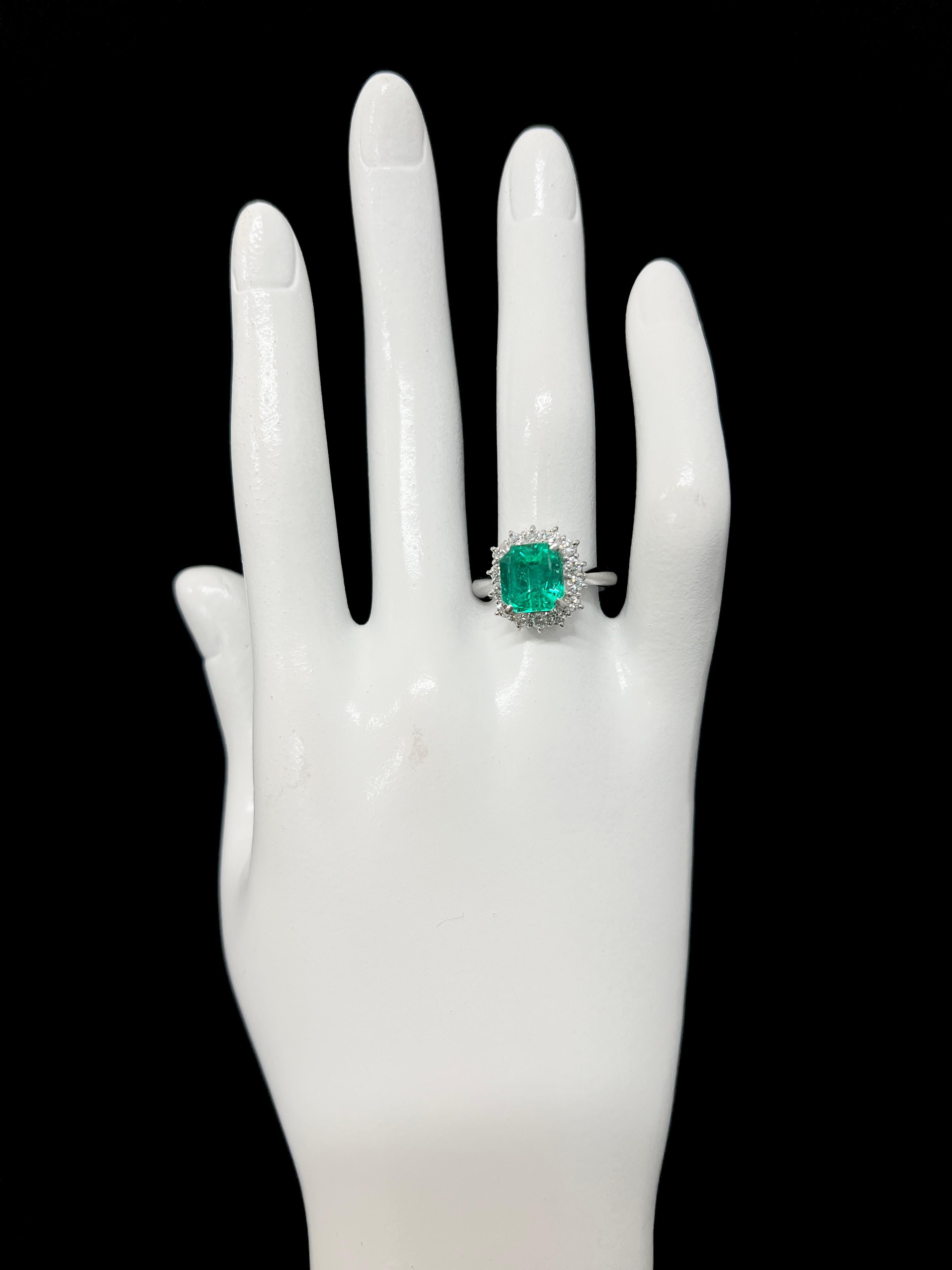 2.79 Carat Natural Colombian Emerald and Diamond Halo Ring Set in Platinum 1