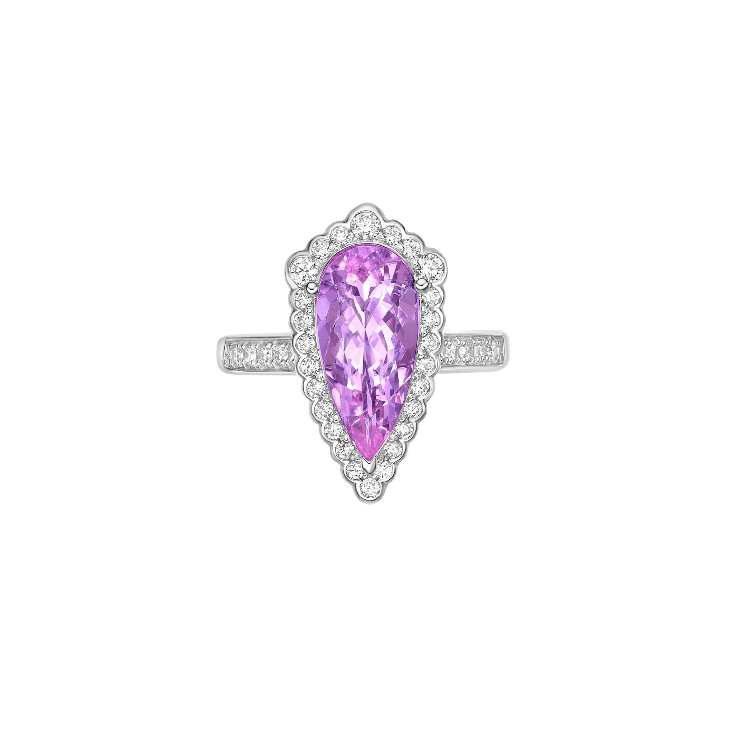 Contemporary 2.79 Carat Pink Morganite Fancy Ring in 18Karat White Gold with White Diamond.   For Sale