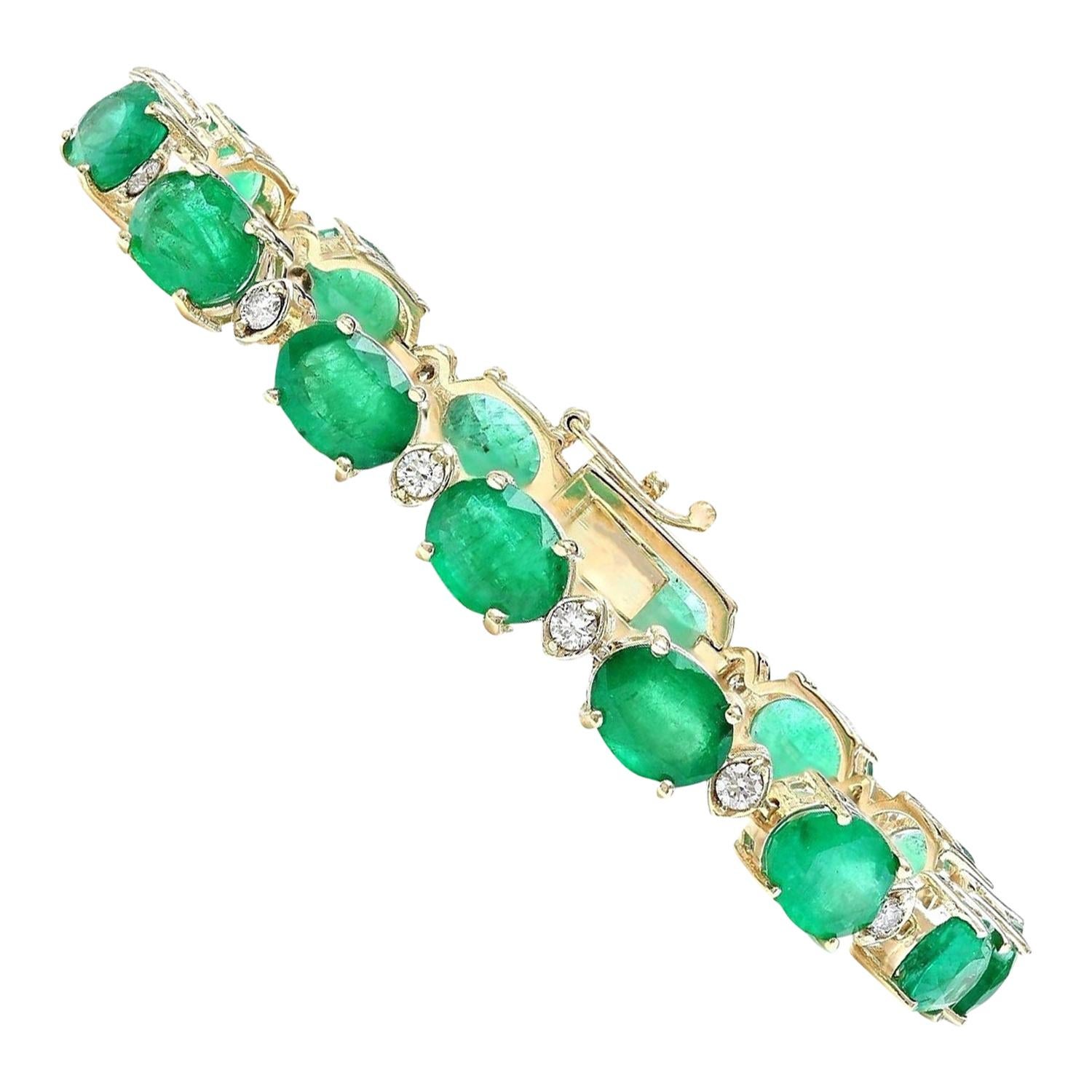 Exquisite Natural Emerald Diamond Bracelet in 14K Solid Yellow Gold For Sale