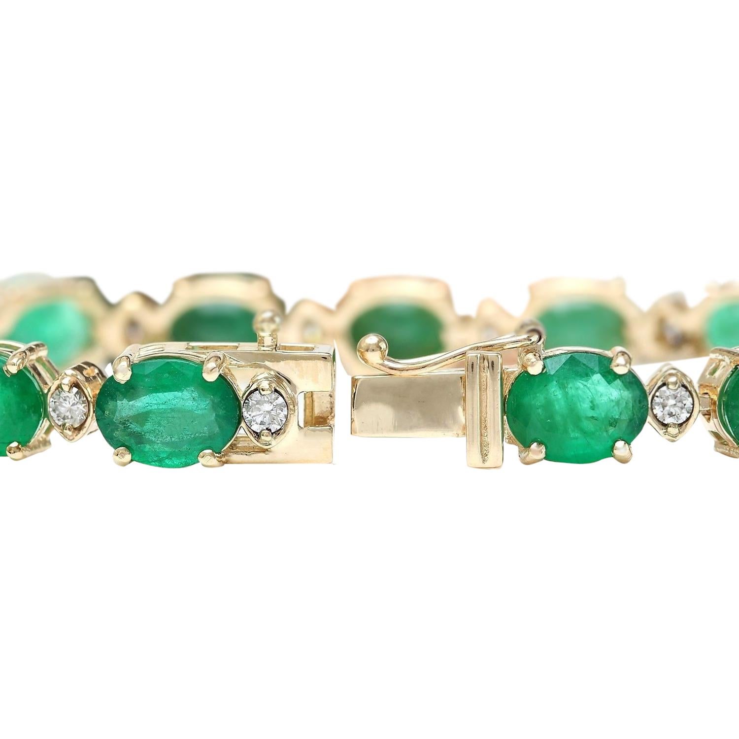 Introducing a breathtaking masterpiece of unparalleled elegance, this Emerald Diamond Bracelet exudes opulence and sophistication. Crafted in luxurious 14K Solid Yellow Gold, this bracelet boasts a remarkable 27.98 carats of radiant beauty.

At its
