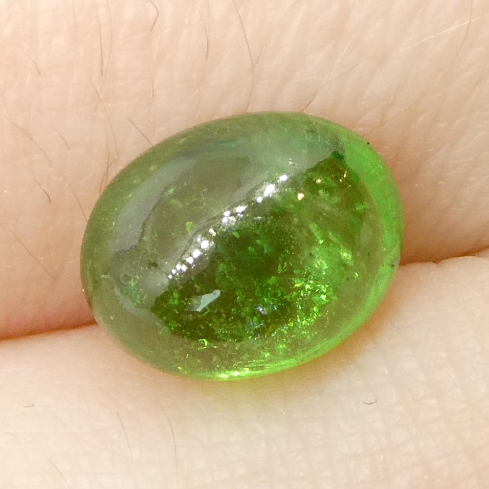 Granato ovale cabochon di tsavorite verde del Kenya, 2.79ct, non riscaldato in vendita 8