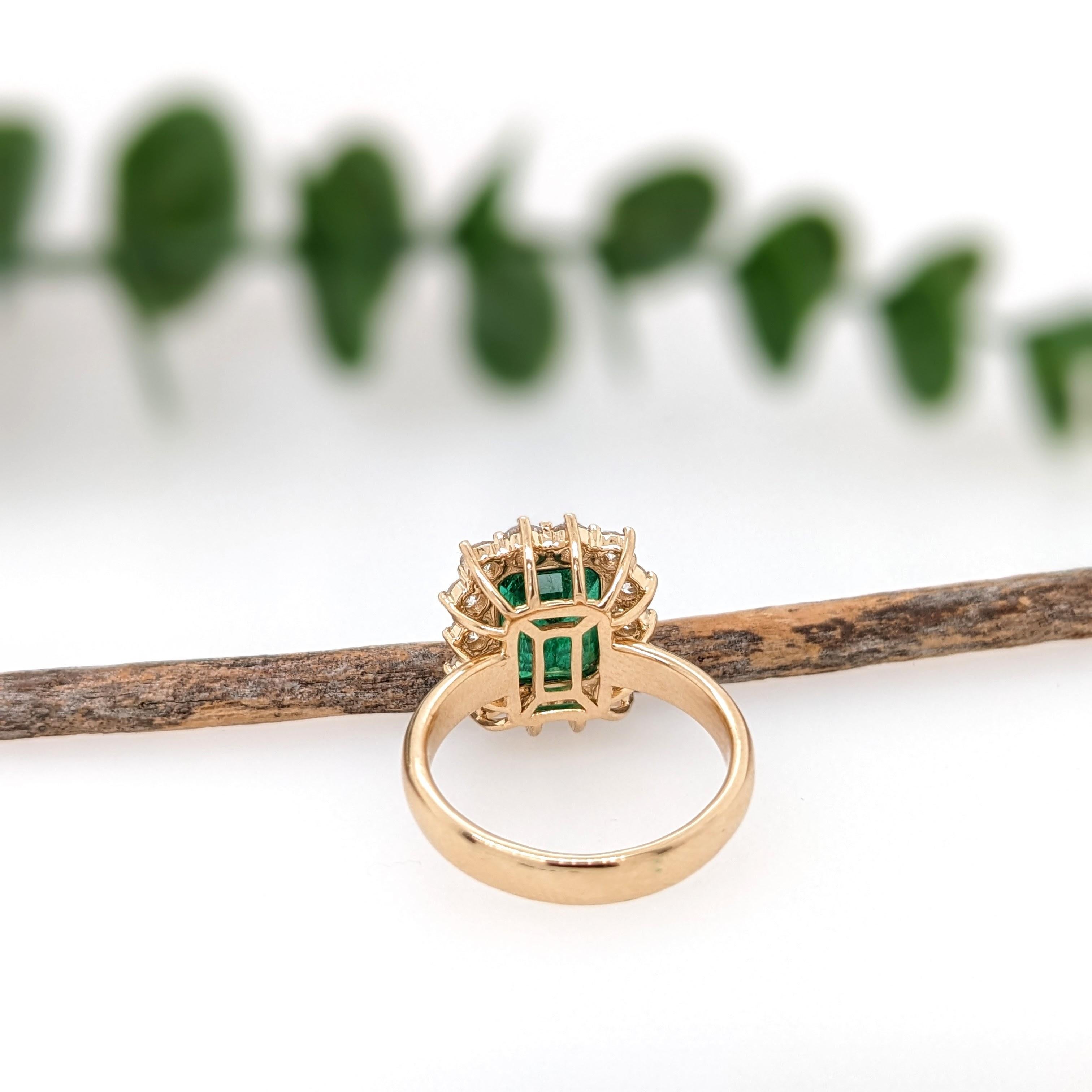2.7ct Emerald Ring w Earth Mined Diamonds in Solid 18K Gold Emerald cut 10x7.5mm In New Condition For Sale In Columbus, OH