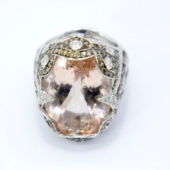 27ct Morganite cocktail  Ring in 18kt gold and champagne and white diamonds