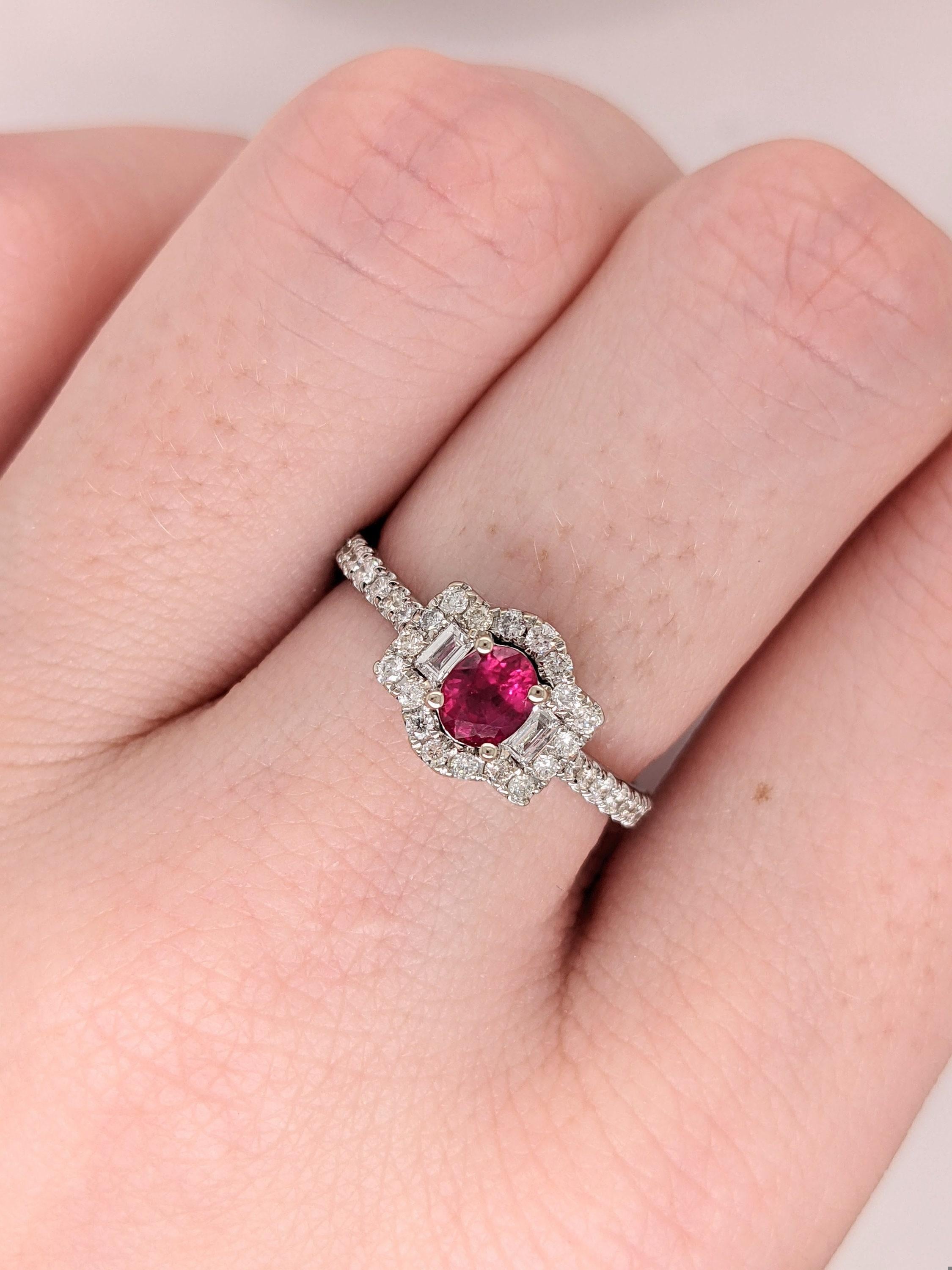 2.7ct Mozambique Ruby Ring w Earth Mined Diamonds in Solid 14k Gold Oval 5x4mm In New Condition For Sale In Columbus, OH