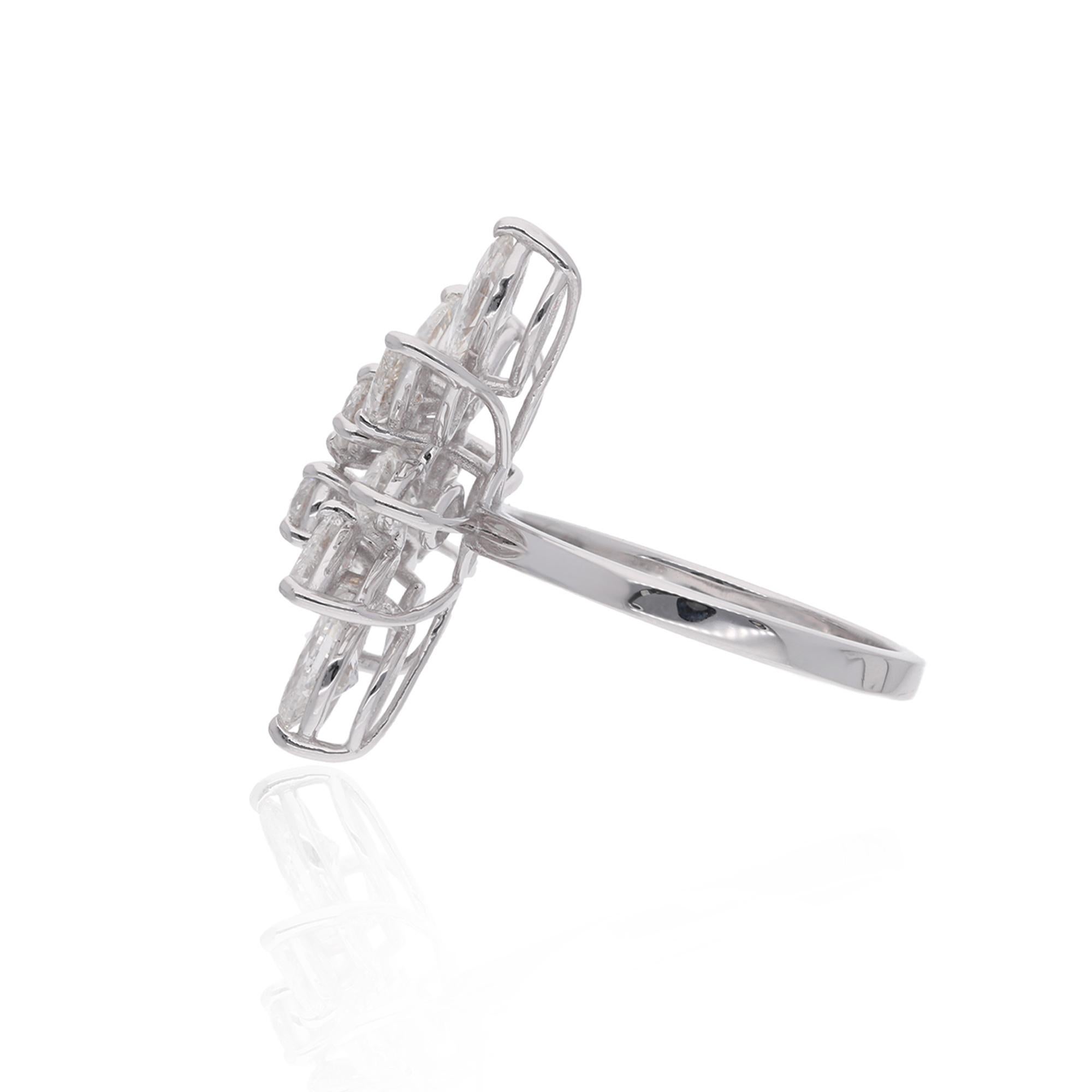 En venta: Anillo de Aniversario de Oro Blanco de 18k con Racimo de Diamantes Multiforma Natural SI/H de 2,7 qt  3