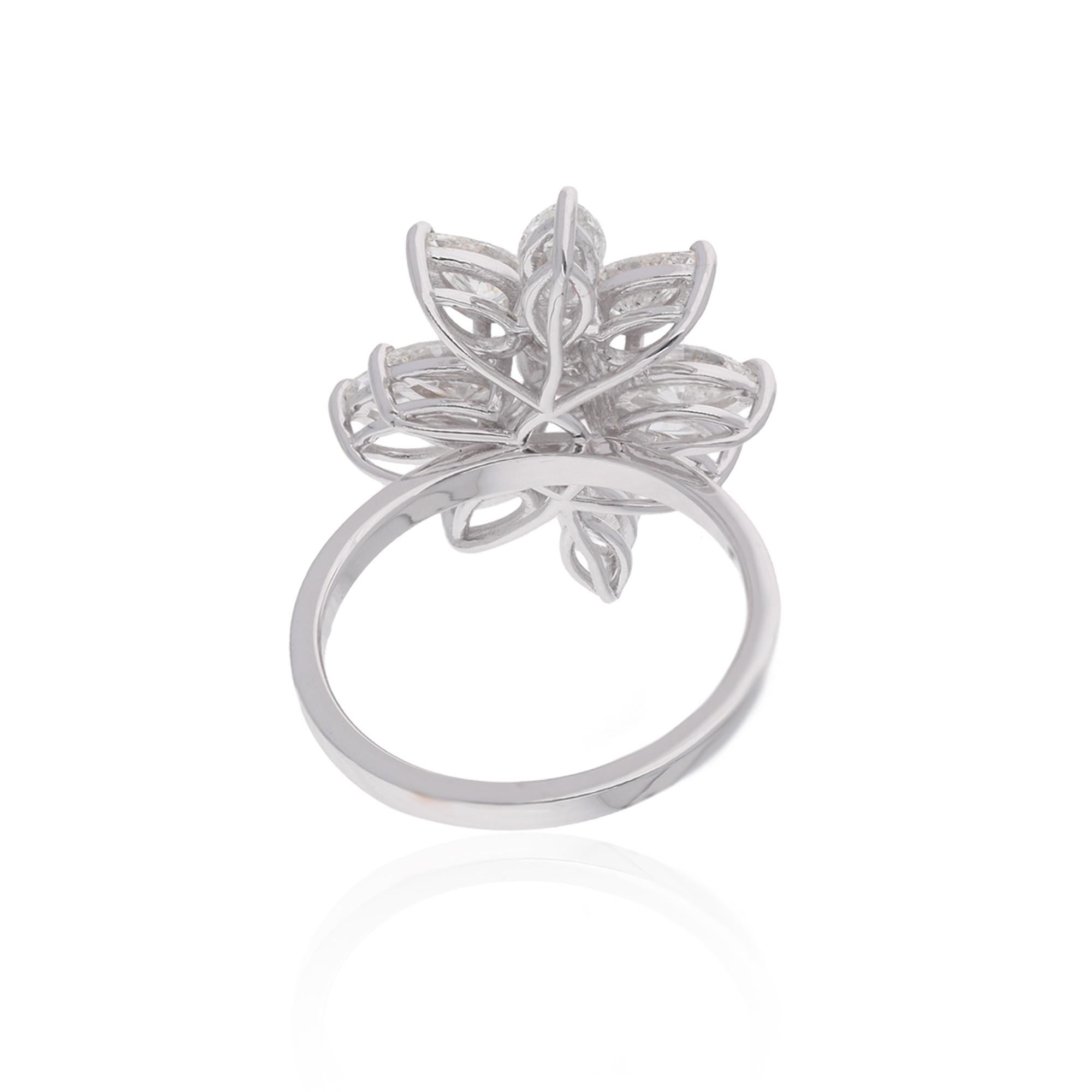 En venta: Anillo de Aniversario de Oro Blanco de 18k con Racimo de Diamantes Multiforma Natural SI/H de 2,7 qt  6