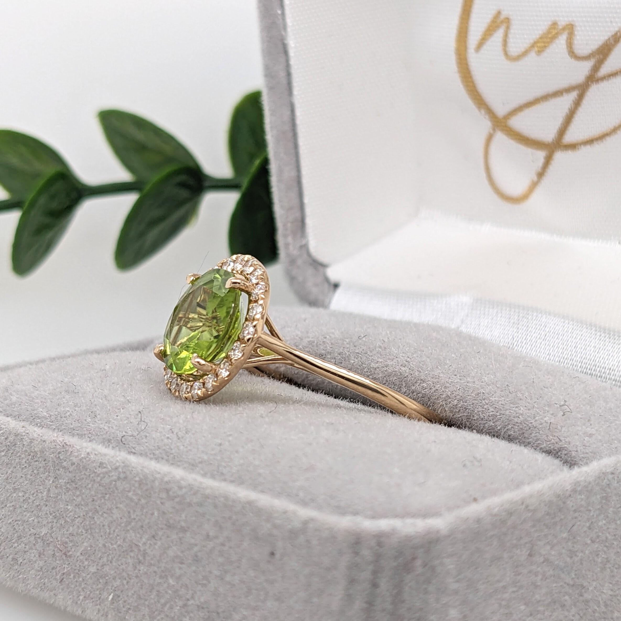 2.7ct Sparkling Peridot Ring w Natural Diamonds in Solid 14k Gold Round 9mm For Sale 2