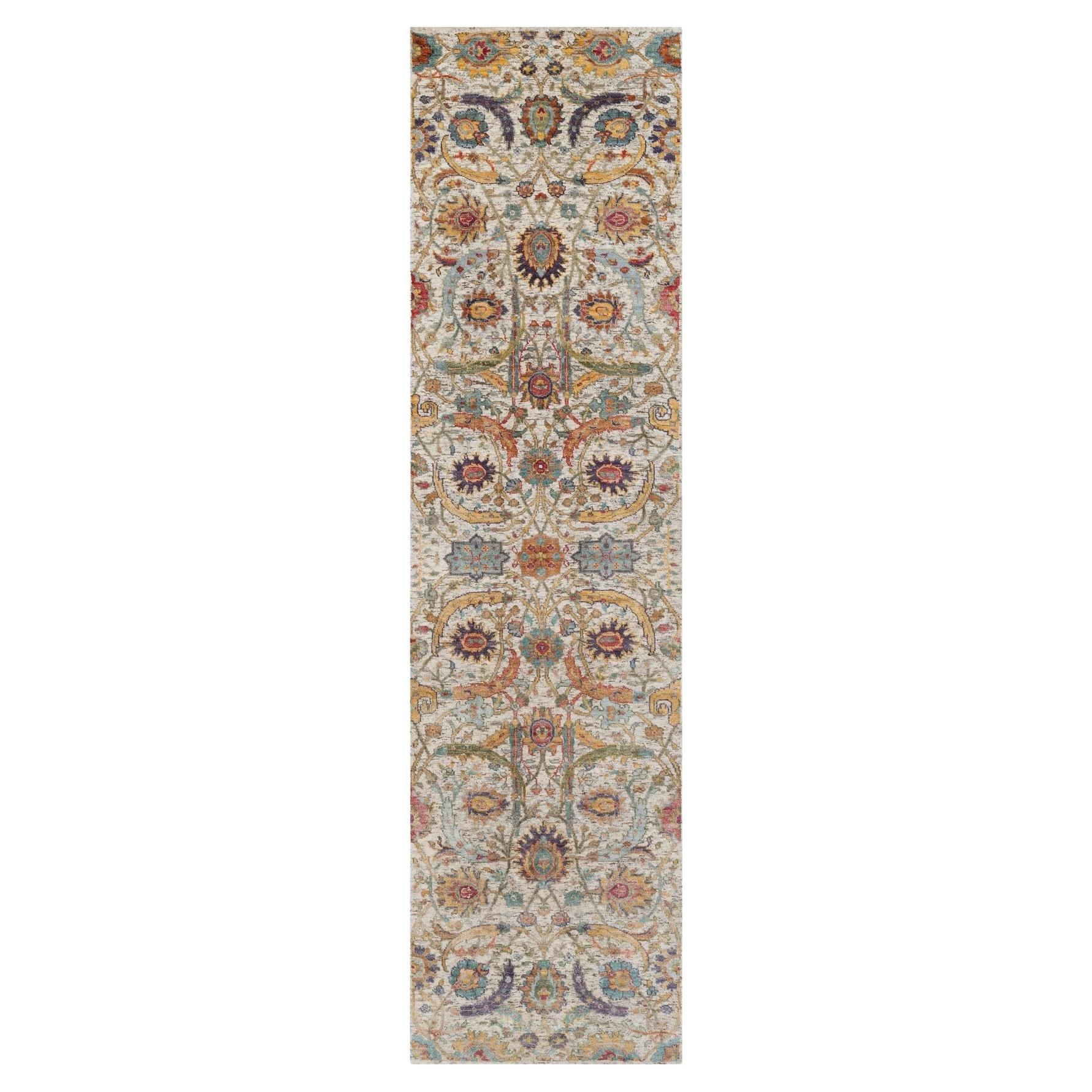 Tappeto Runner in seta e lana annodato a mano con design a foglie di falce colorate avorio 2'7 "x10'