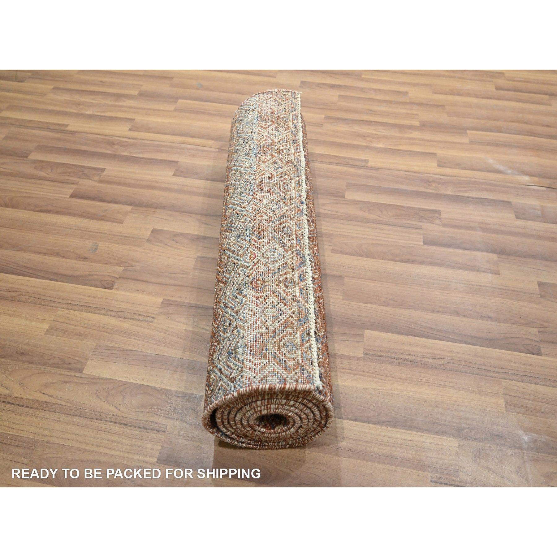 Hand-Knotted 2'7