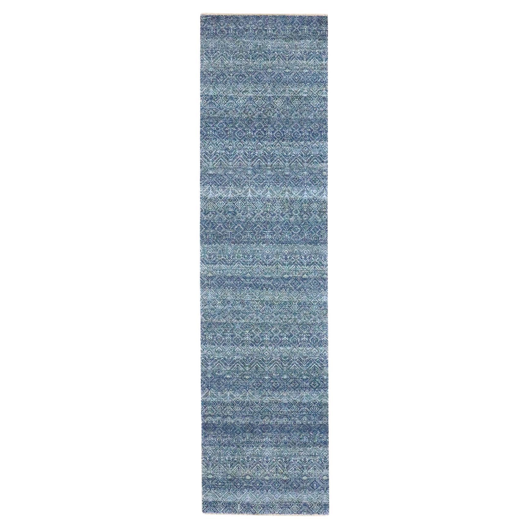 Tappeto Runner in lana annodato a mano con disegno ripetitivo blu Kohinoor Herat 2
7 "x10
2" in vendita