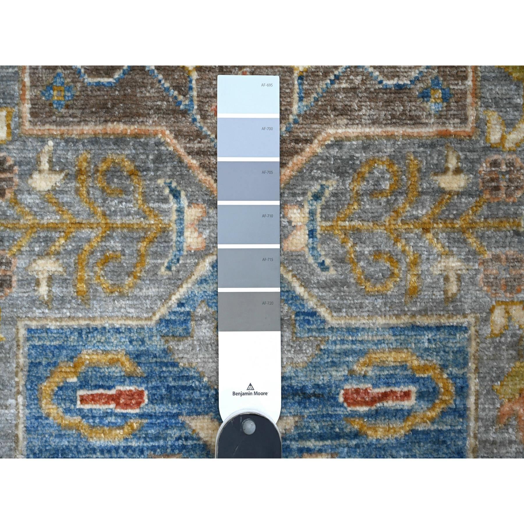 Kazakh Tapis oriental caucasien Akstafa en laine gris foncé noué à la main 2'7