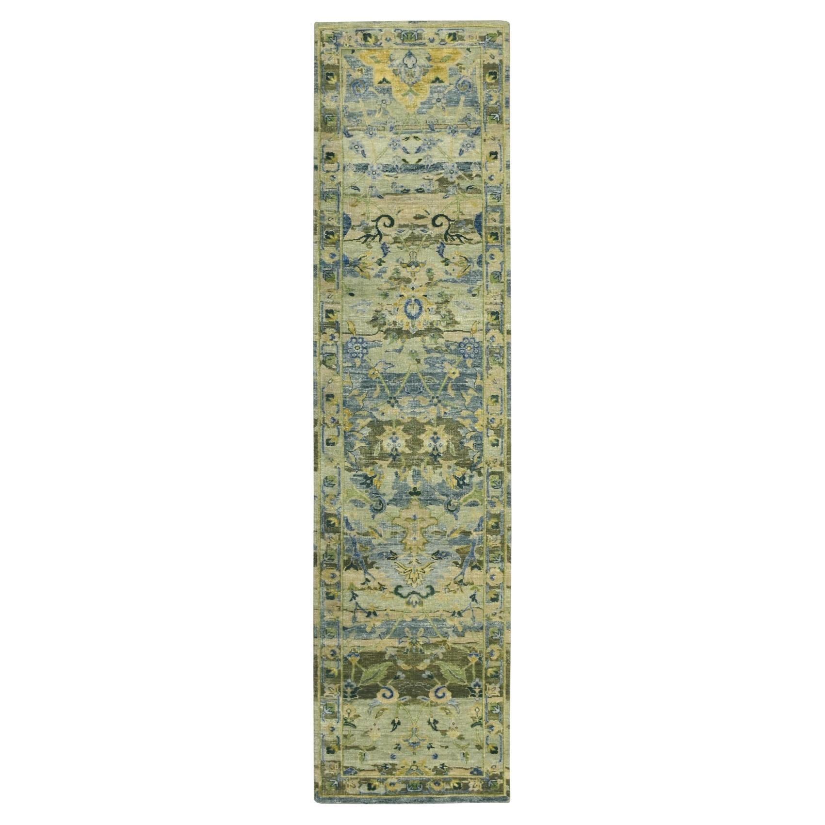 2
7"x10
6" Green Persian Inspired with Birds Design Hand Knotted Wool Runner Rug