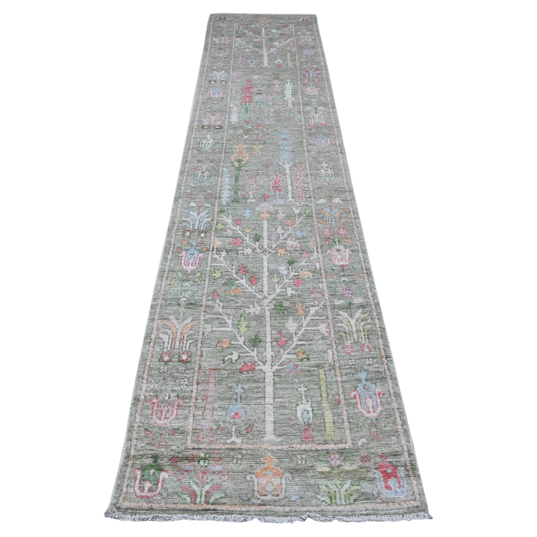2'7 "x11'10" Alfombra oriental de Angora Oushak con diseño de árbol en verde oscuro