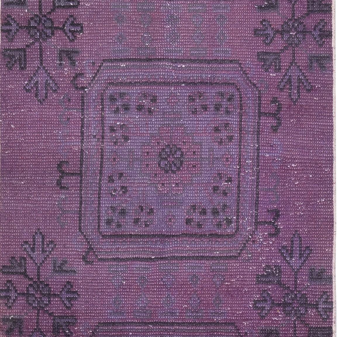 2.7x11.2 Ft Handgefertigter Flur-Läufer. Küchenteppich. Korridor-Teppich. Lila Treppenteppich (Handgeknüpft) im Angebot