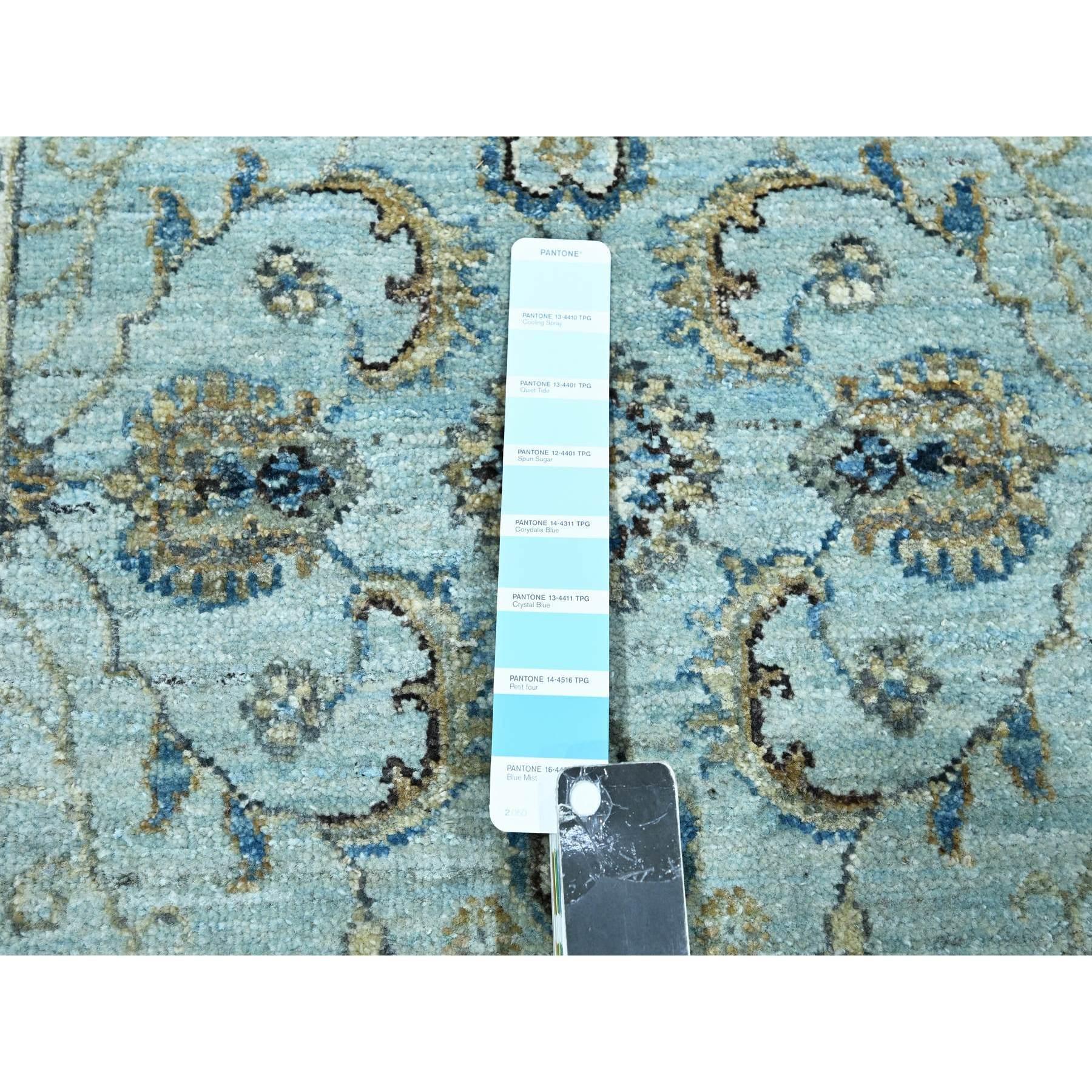 Hand-Knotted 2'7
