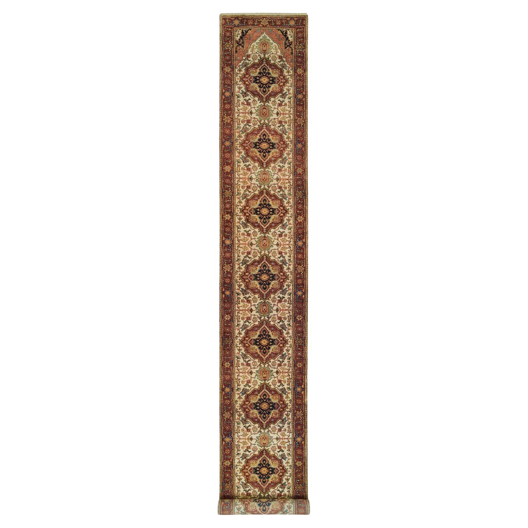 2'7 "x20' Ivoire Heris Re-Creation Laine nouée à la main XL Runner Tapis d'Orient
