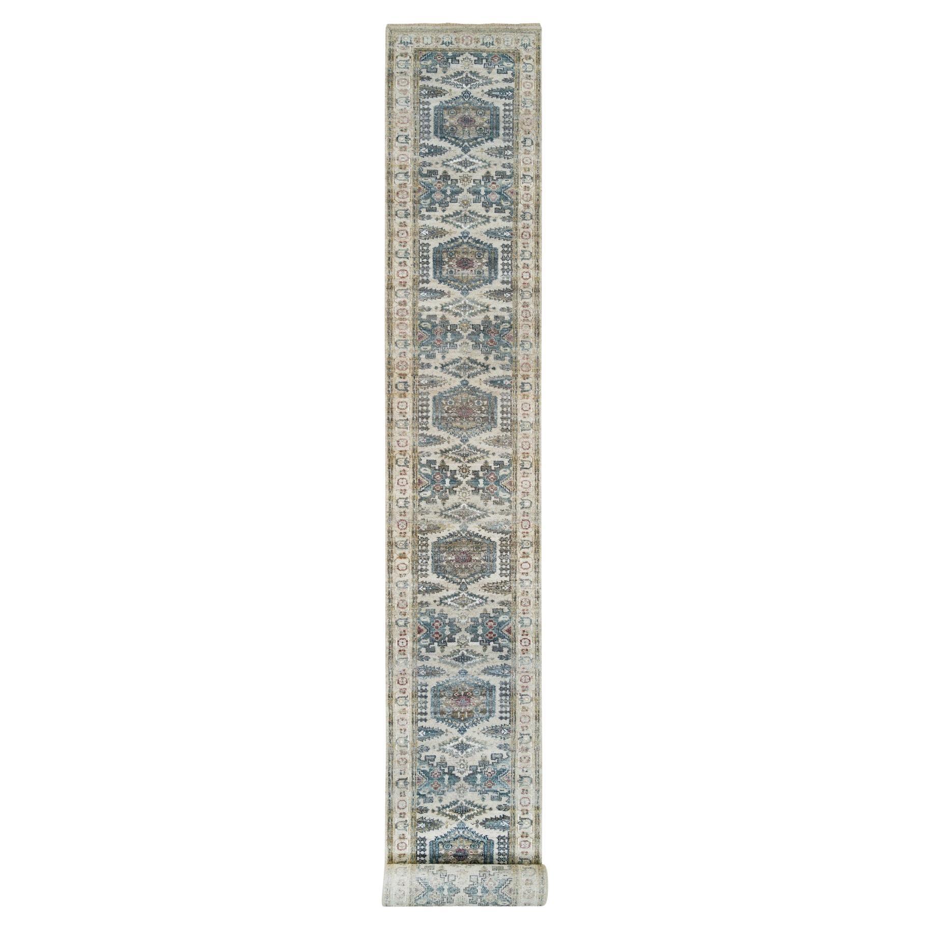 2'7 "x21'7" Floral Weiß Wolle Handgeknüpft Reimagined Viss XL Läufer Orientteppich