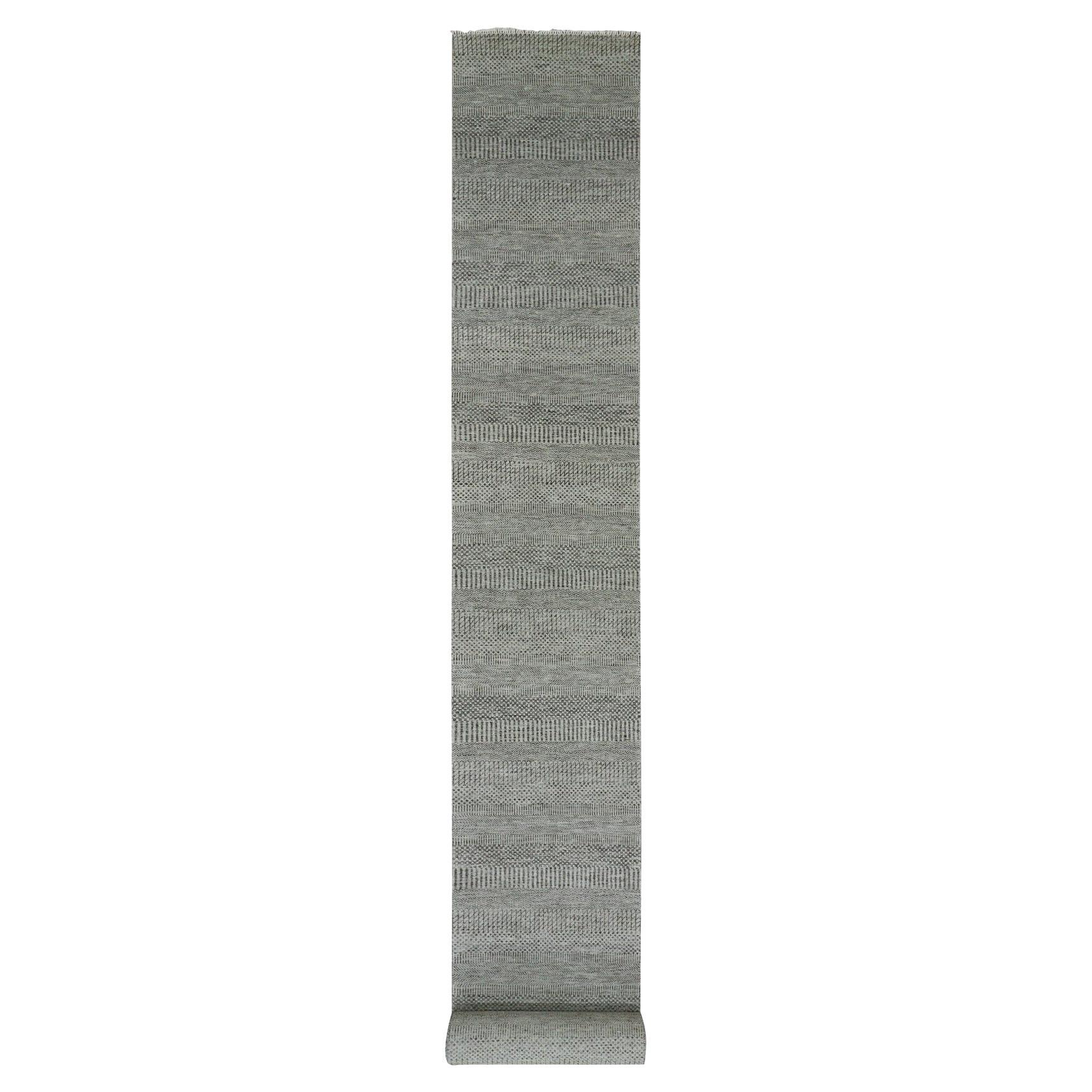 2'7 "x22'1" Graues Gras Ungefärbte Wolle Design Handgeknüpft XL Läufer Orientteppich
