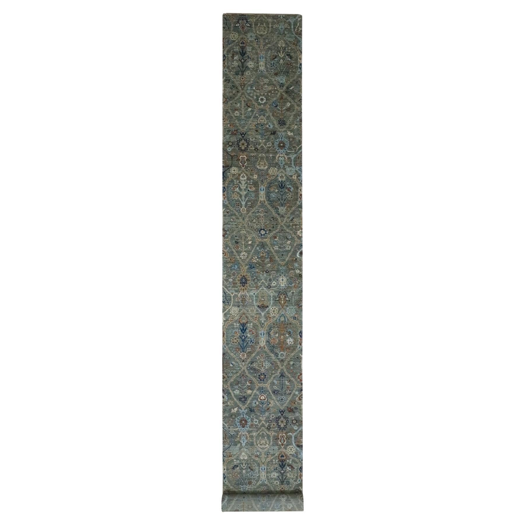 2
7 "x22
4" Green Trellis Borderless Garden Design Hand Knotted Wool Runner Rug