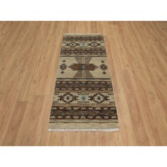 2'7"x5'10" Ivory Southwest American Indian Design Hand Knotted Wool Runner Rug