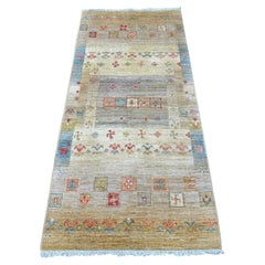 2'7"x5'7" Beige Hand Knotted Kashkuli Gabbeh Animal Figurines Wool Runner Rug