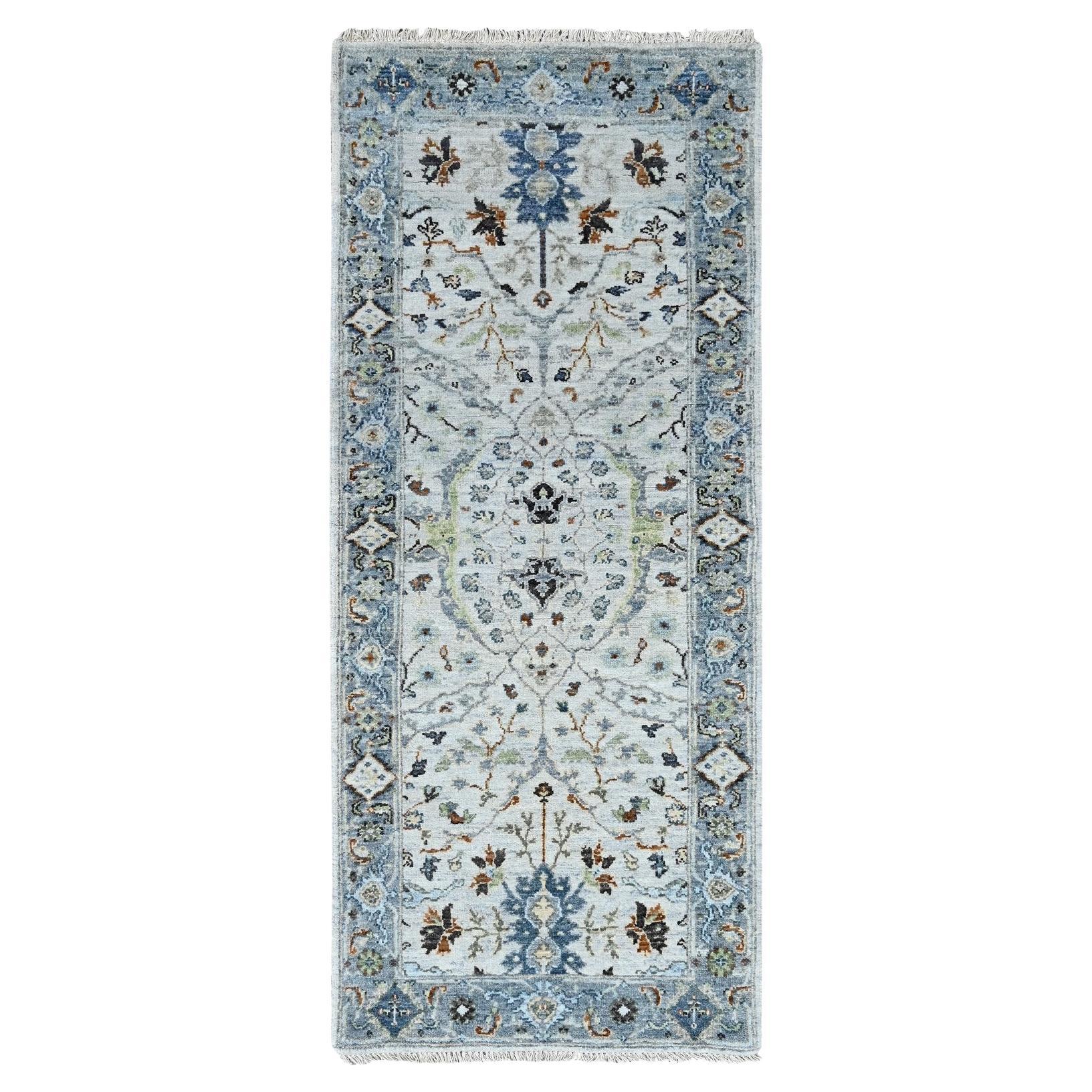 2'7"x5'9" Ivory, Oushak with Floral Motifs, Pure Wool, Hand Knotted, Runner Rug