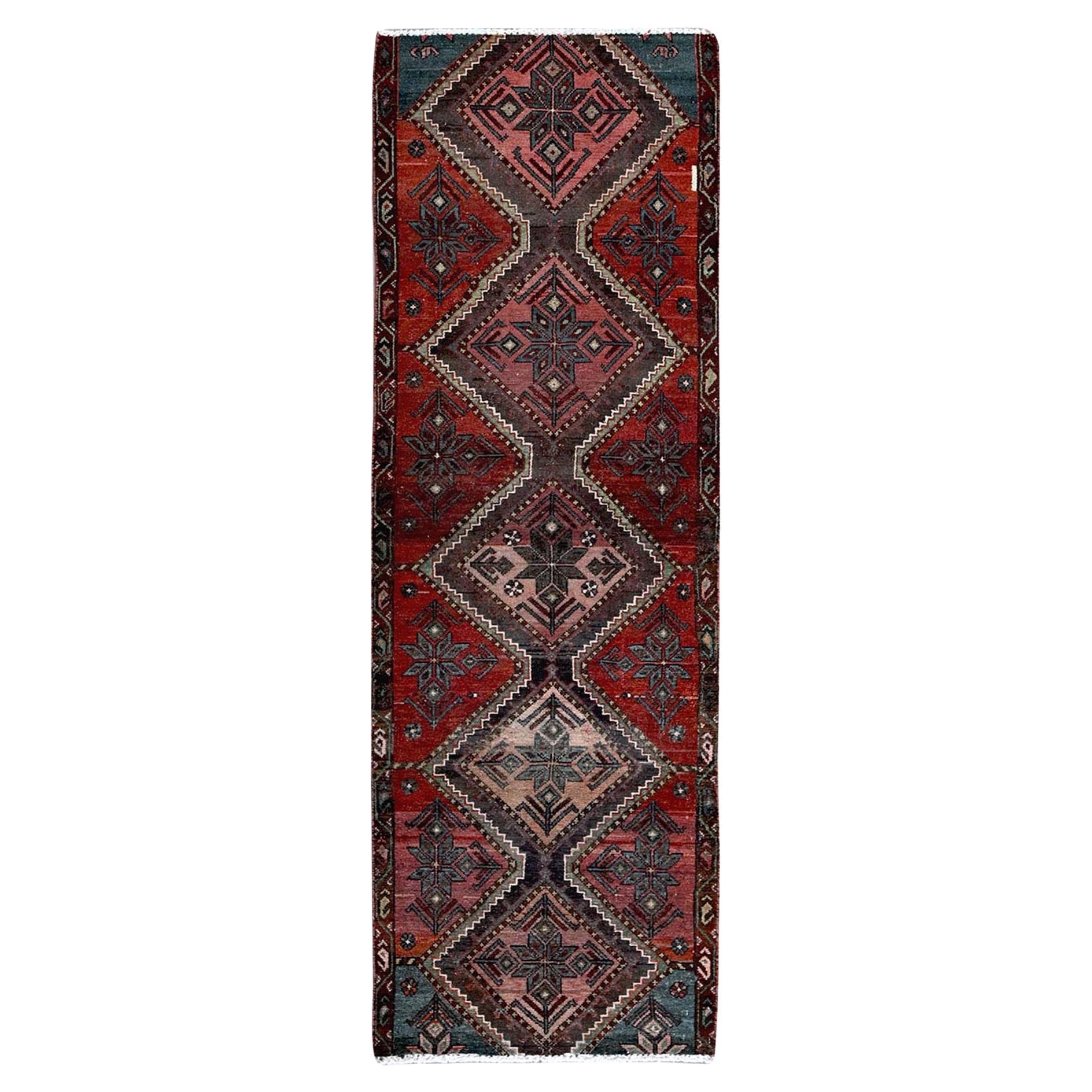 2'7 "x7'7" Tappeto Runner Rosso Scarlatto Vintage Persiano Bakhtiar Annodato a Mano in Pura Lana