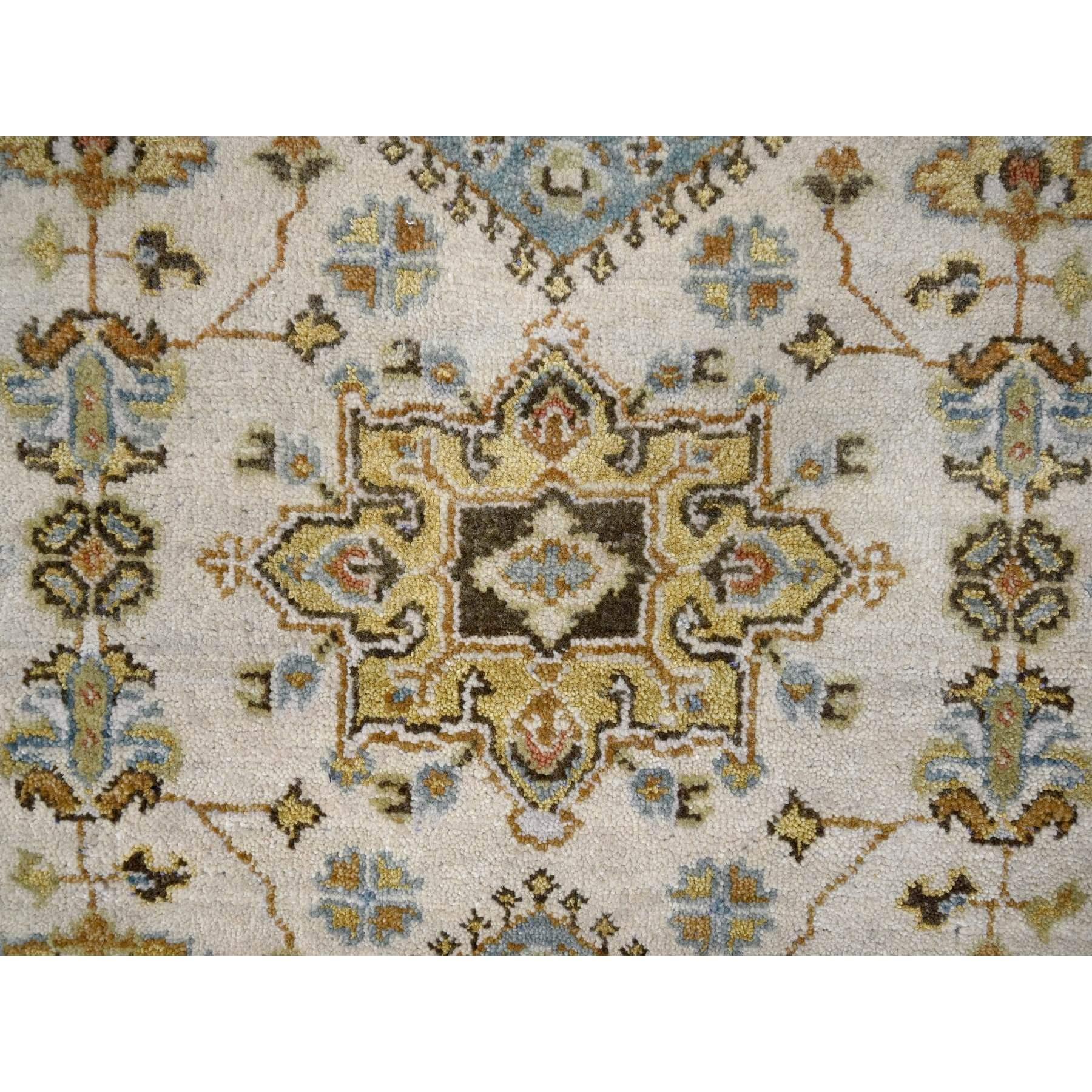 Hand-Knotted 2'7
