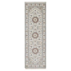 2'7"x8' Ivory Nain with Medallion Design Hand Knotted Wool and Silk Runner Rug