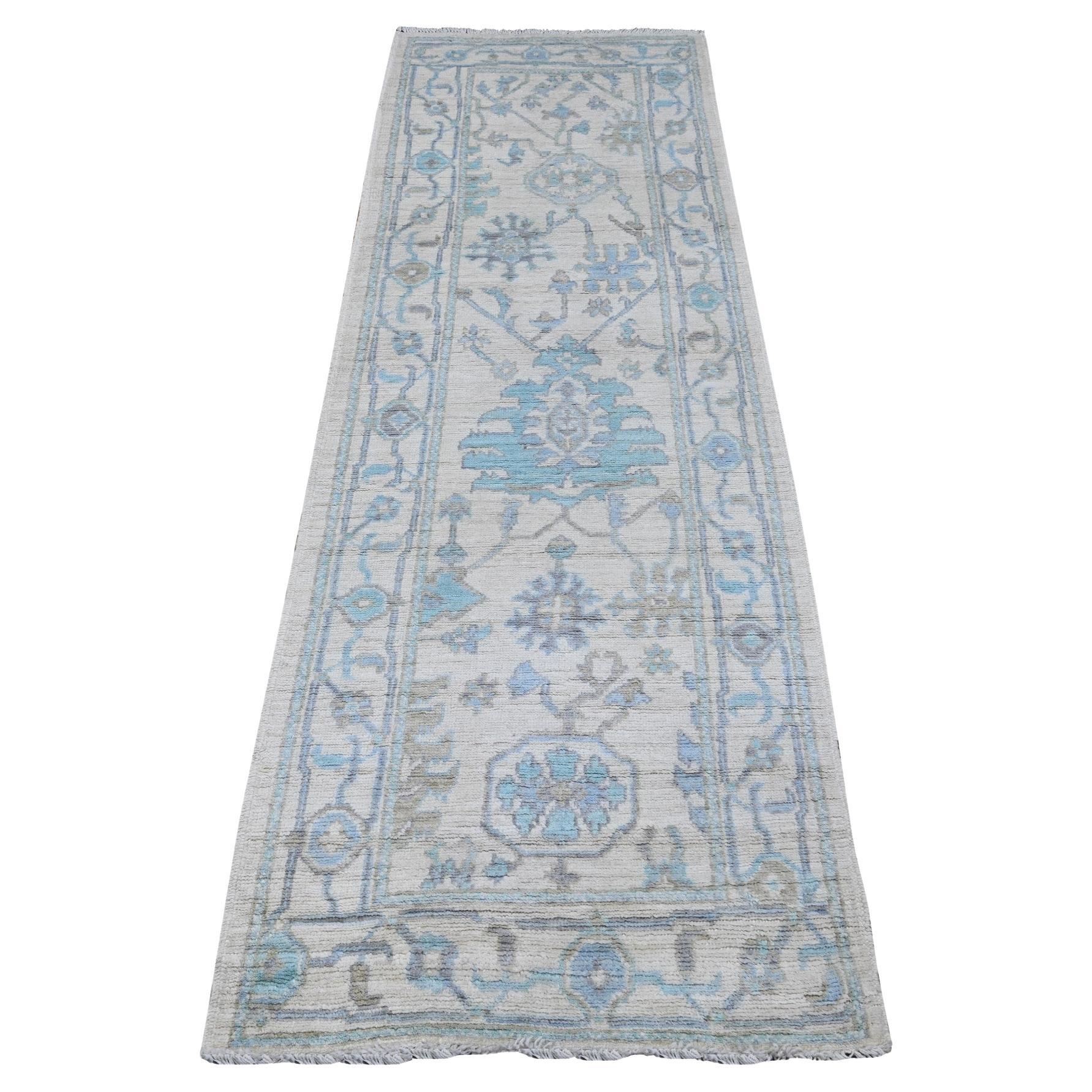 2
7"x8
 Wisp White Rural Flower Design Angora Oushak Oriental Runner Rug For Sale