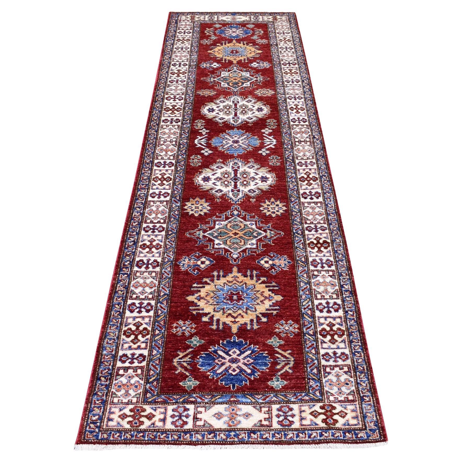 Tapis oriental super Kazak rouge brique noué à la main, douce laine naturelle, 2'7"x8'10"