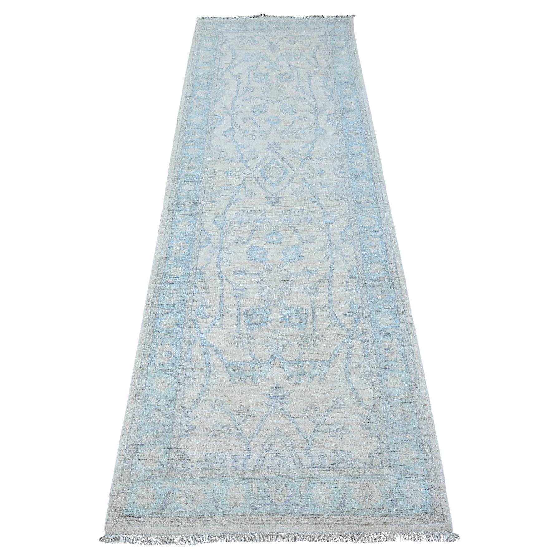 2'7"x8'2" Nebulous White Hand Knotted Washed Out Peshawar Wool Runner Rug