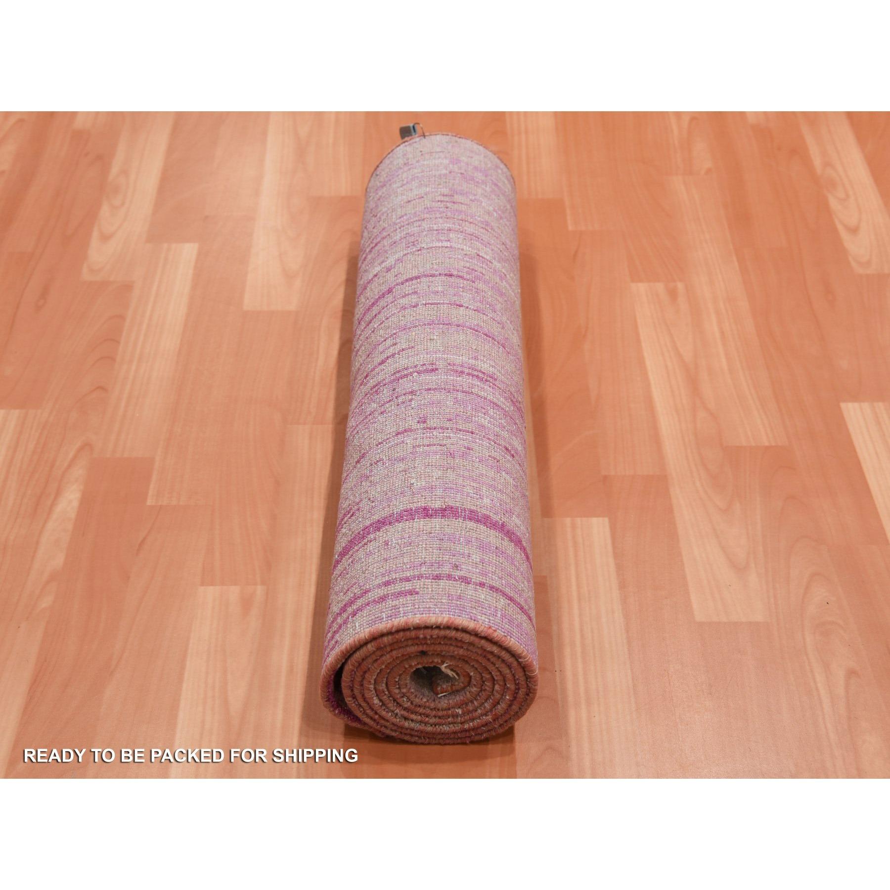 Hand-Knotted 2'7