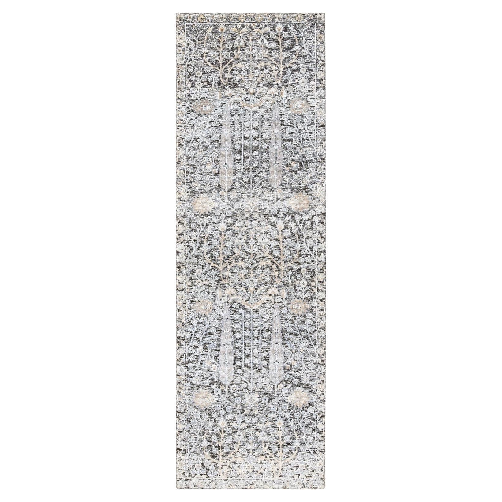 2'7 "x8'3" Tapis de course Silver, Willow and Cypress, soie et laine noués à la main