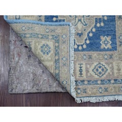 2'7 "x9'7" Tapis de course en laine nouée à la main Kazak avec médaillons, bleu, aspect vintage