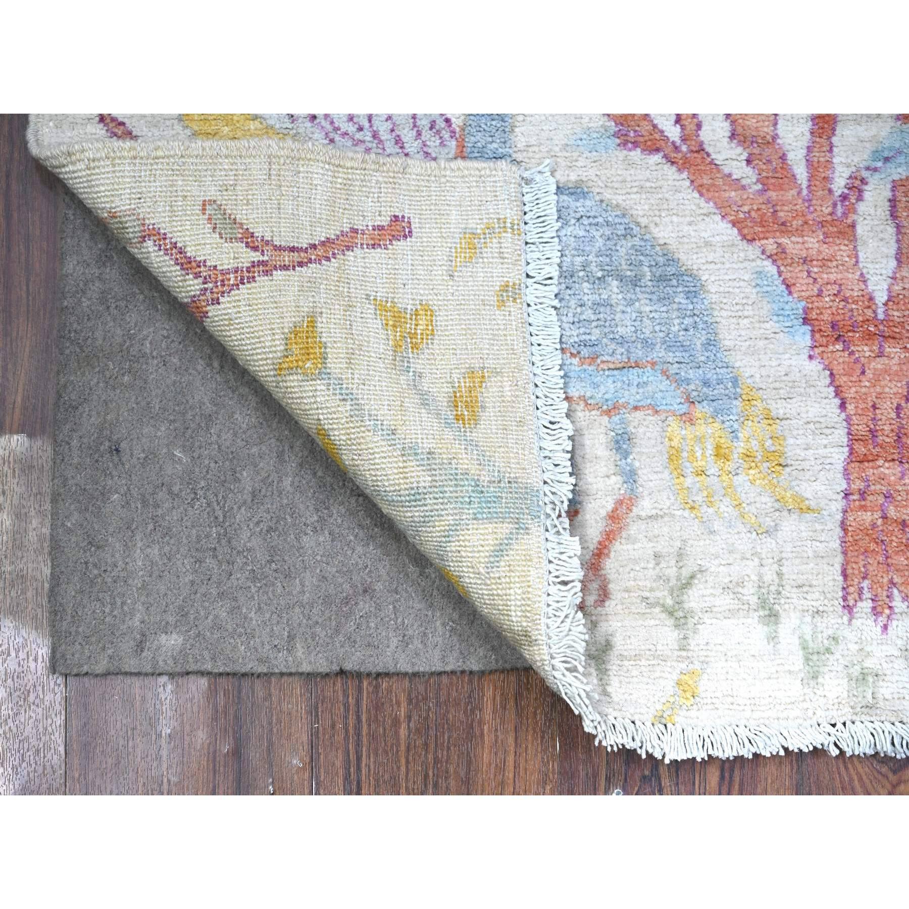 This is a truly genuine one-of-a-kind Afghan Peshawar with Birds of Paradise Design, Hand Knotted, Pure Wool, Oriental Rug. It has been Knotted for months and months in the centuries-old weaving craftsmanship techniques by expert artisans.
Primary