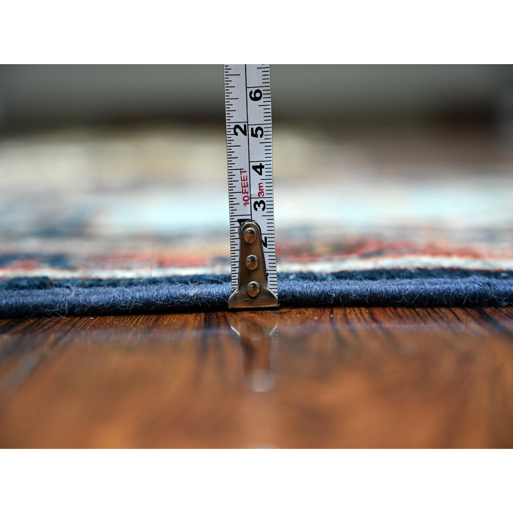 Hand-Knotted 2'7
