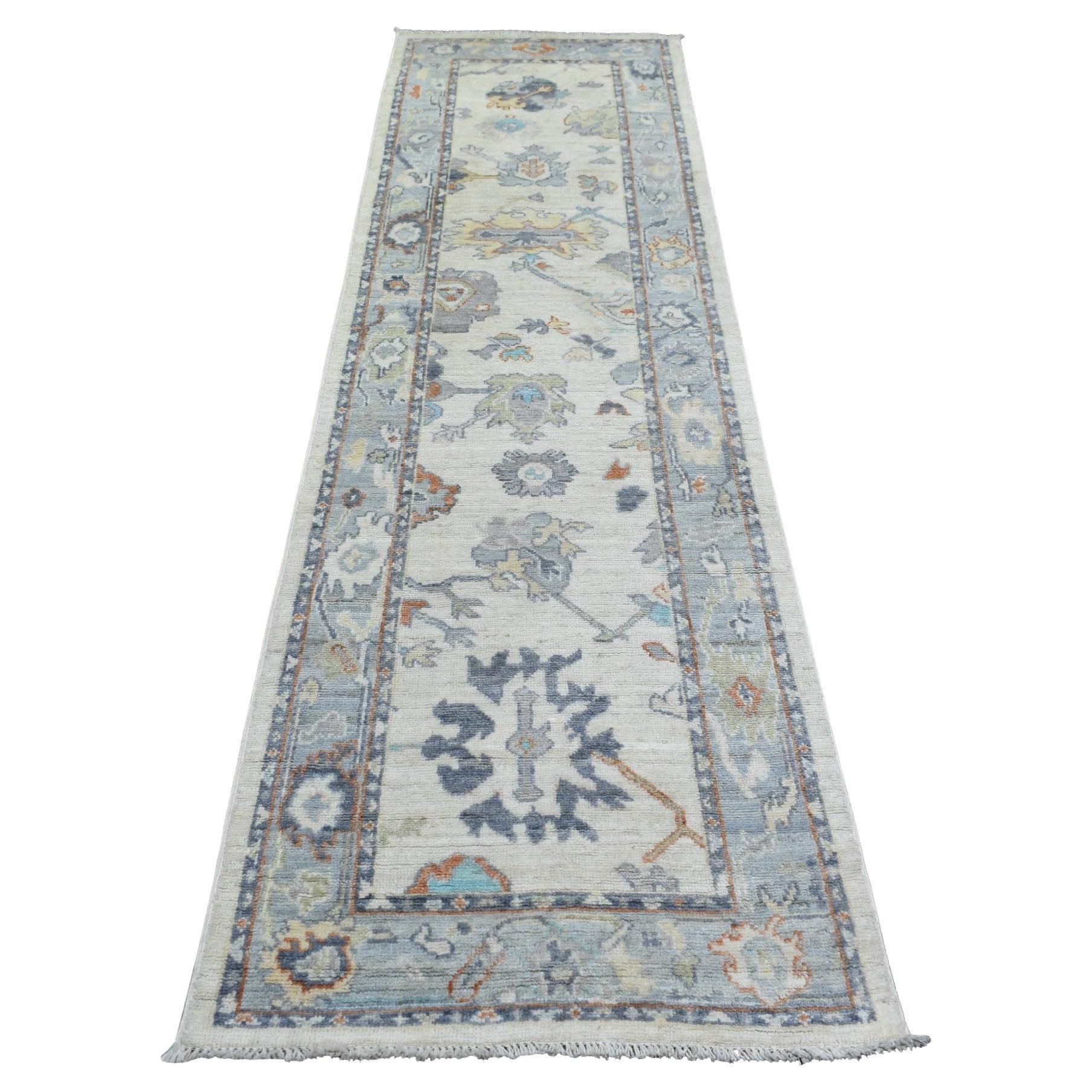 2
7 "x9
8" Ivoire, noué à la main, Afghan Angora Oushak Tapis de course en pure laine