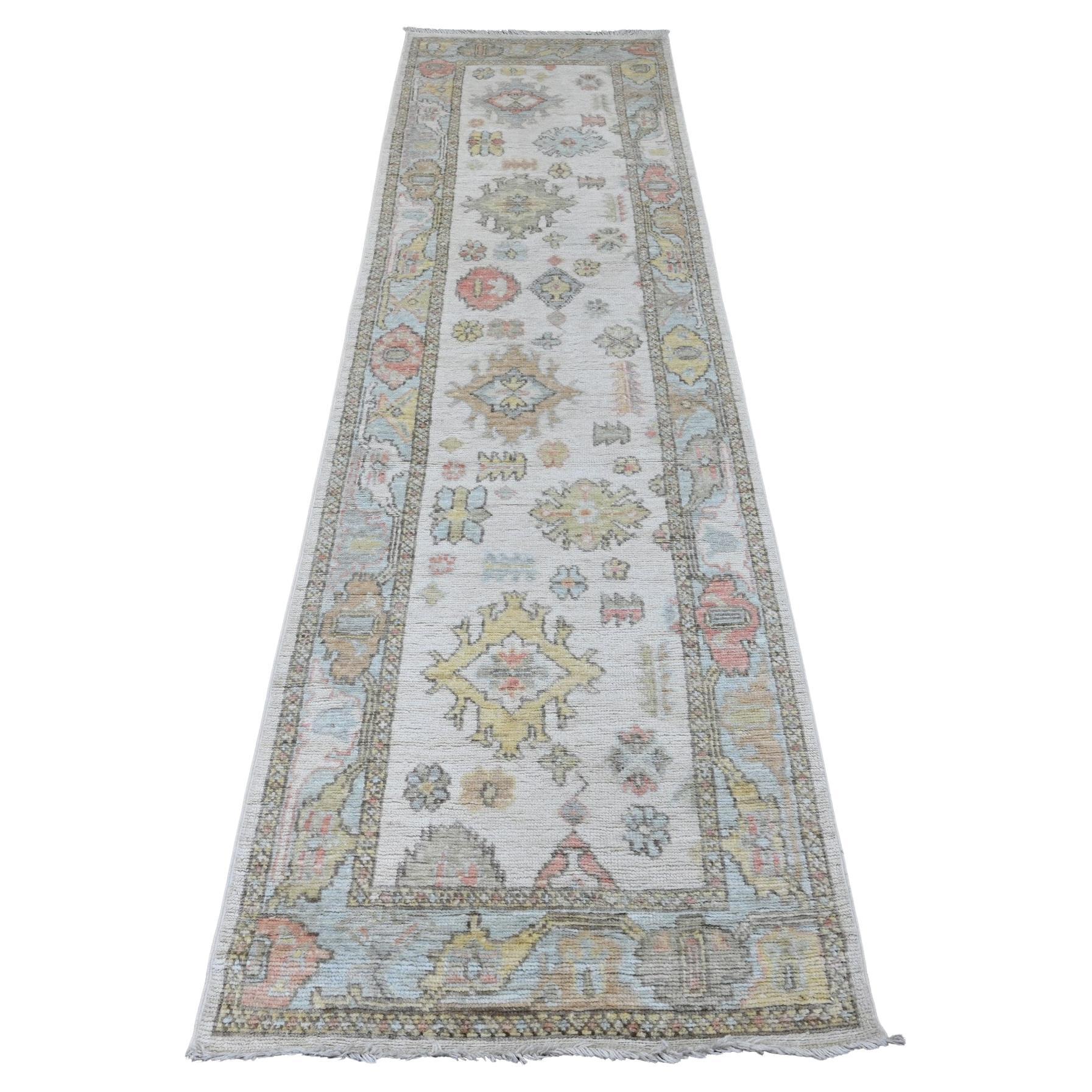 2'7"x9'8" White Pure Wool Hand Knotted Angora Oushak Leaf Design Runner Rug