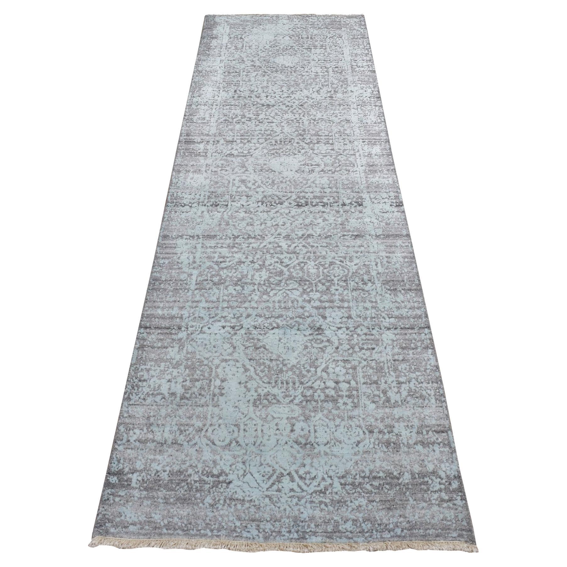 2'7 "x9'9" Chetwode Verde, Diseño Persa, Anudada a Mano, Alfombra de Lana y Seda para Correr en venta