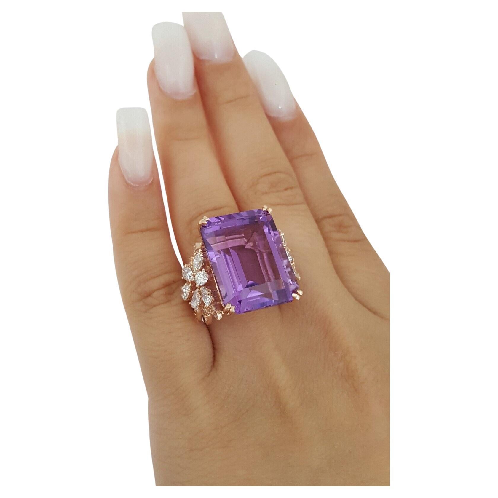 Emerald Cut 28 Carat Amethyst Diamond Yellow Gold Cocktail Ring For Sale