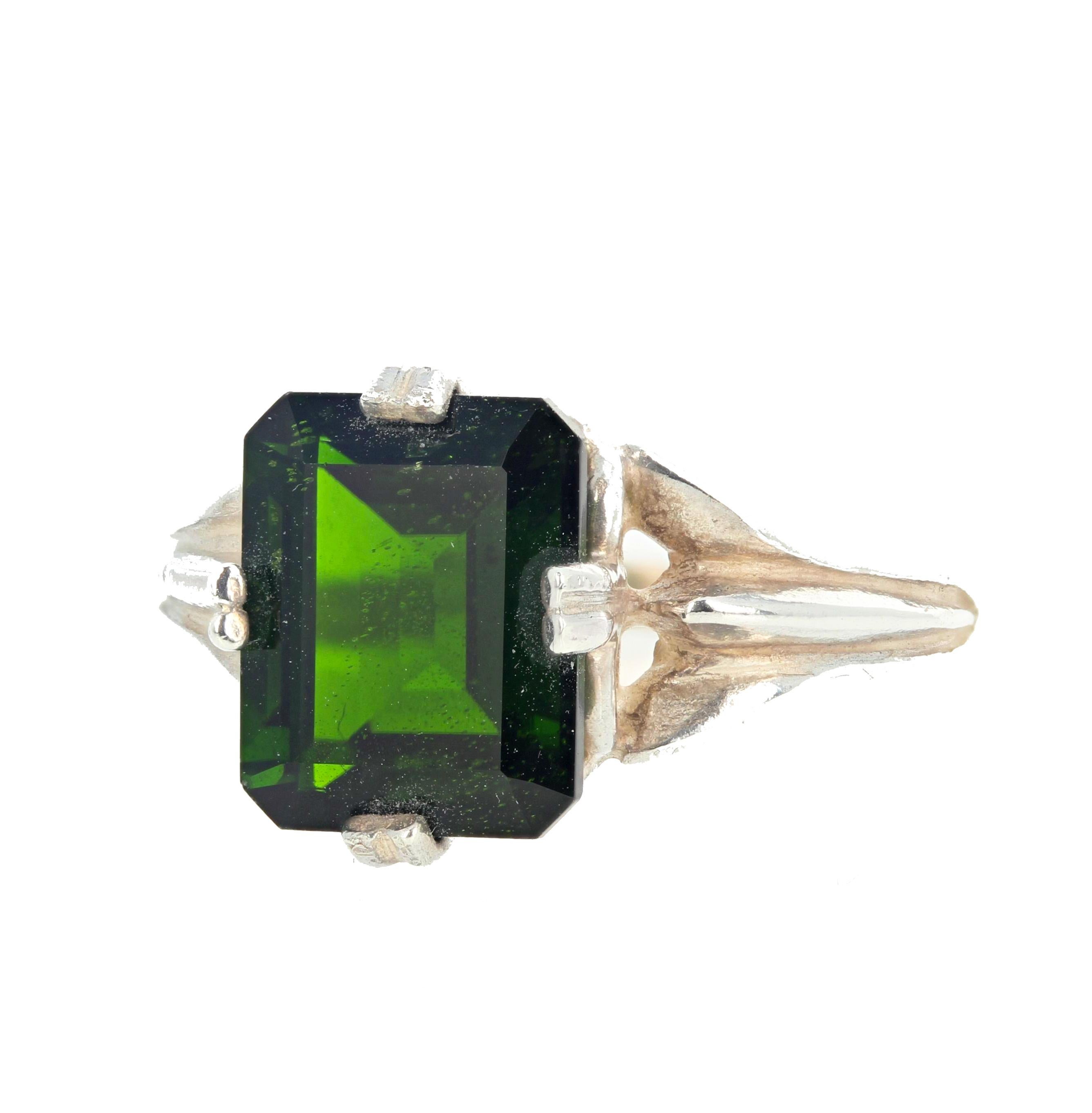 Women's or Men's AJD Glowing Deep Green 2.8 Carat Chrome Diopside Sterling Silver Ring For Sale